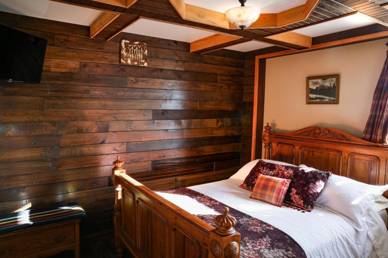 The Cochrane Rockyview Hotel المظهر الخارجي الصورة