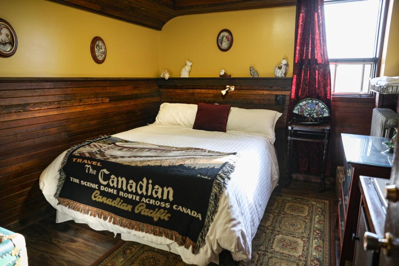 The Cochrane Rockyview Hotel المظهر الخارجي الصورة