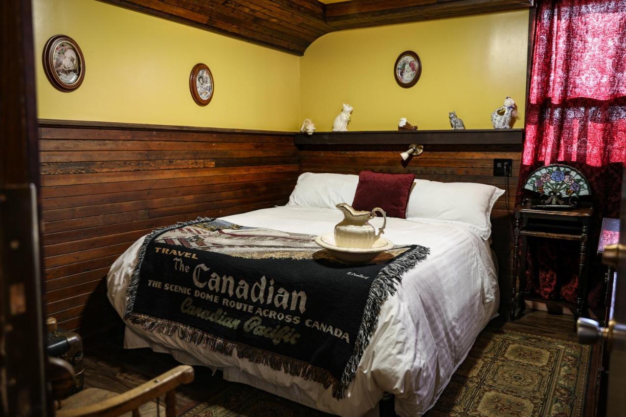 The Cochrane Rockyview Hotel المظهر الخارجي الصورة
